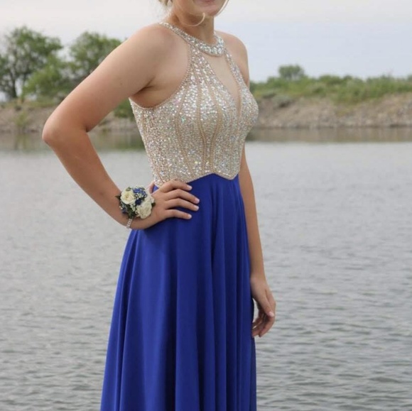 Prom Dress - Picture 4 of 4